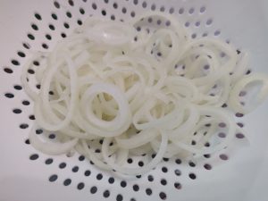 Як замаринувати цибулю для шашлику