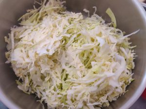 Овочевий салат на зиму з капусти
