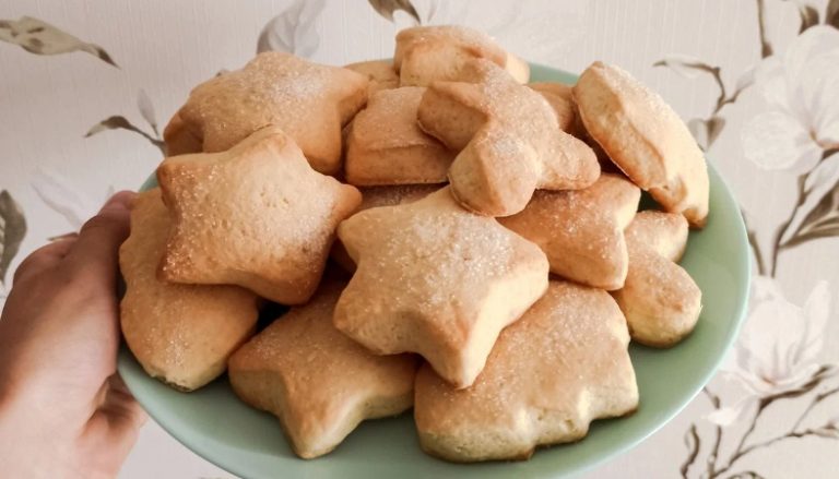 Печиво на сметані і маргарині "Сімейне"