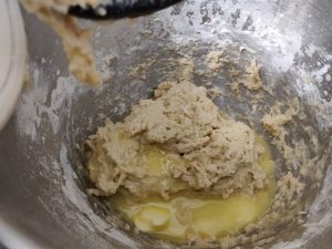 Рецепт пампушків з начинкою - масло