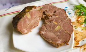 Запечене м'ясо свинини в духовці
