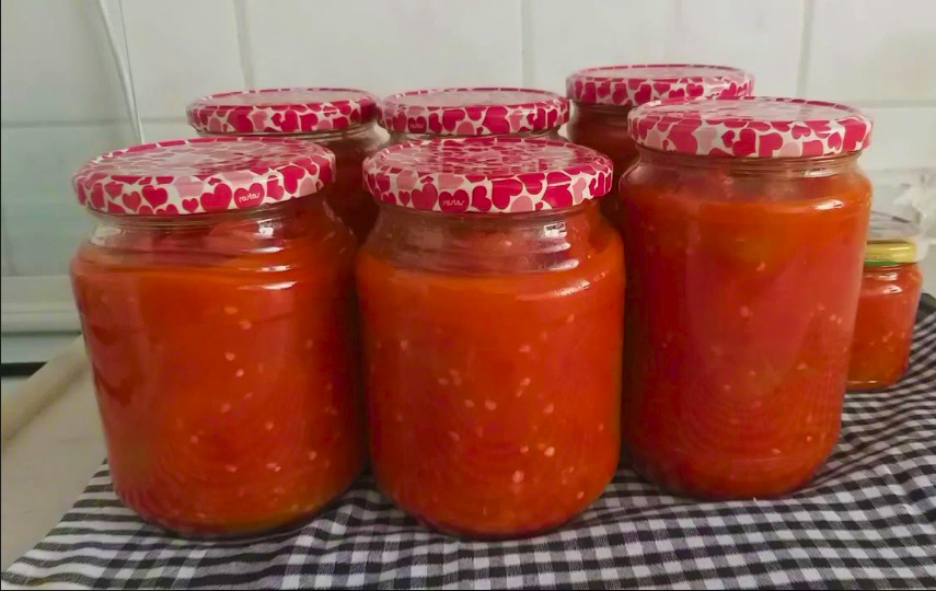 Солодкий томатний соус з крохмалем